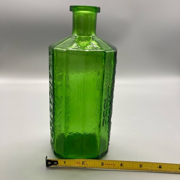 Wheaton Green Glass Col Sam Johnson Bitters Bottle - 8 Inches Tall EVC - Picture 7 of 7